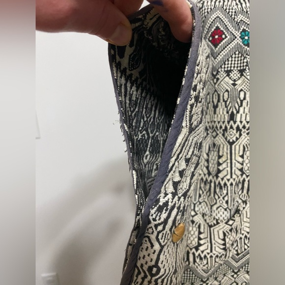 VINTAGE Mayan Modern Hand Woven Guatemalan Sleeved Cape w Collar Size One Size - Picture 3 of 4